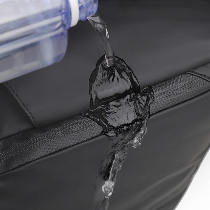 Unisex Large Capacity Cycling  - Cycling Backpack 评论和价格